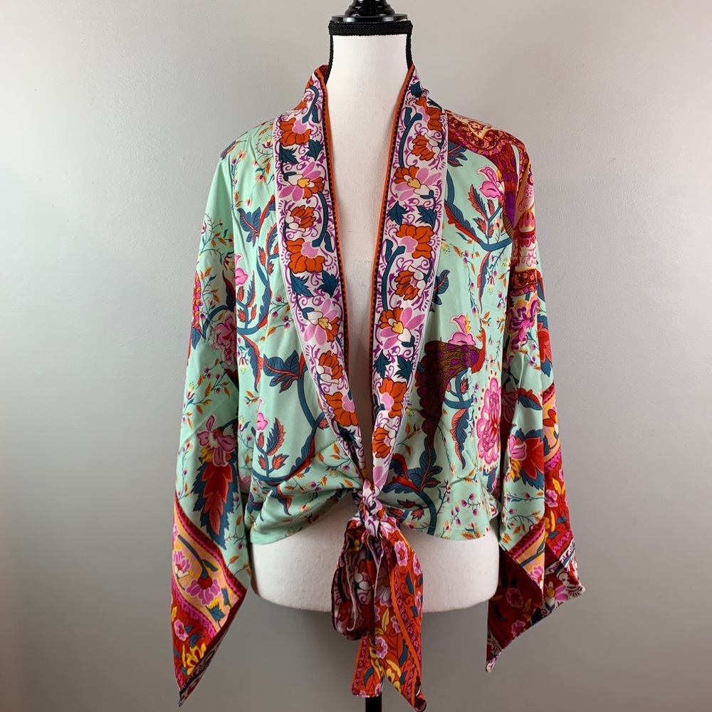 Floral Tie Front Cropped Kimono Top NEW! - Picture 8 of 8
